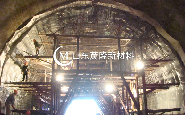 《邵陽項(xiàng)目》土工布、防水板施工