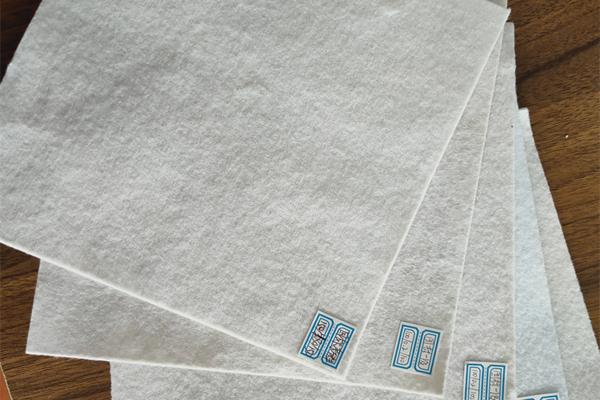 丙綸土工布的性能特點及優(yōu)勢解析  第2張