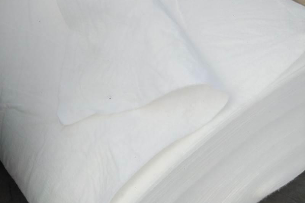 想知道土工布如何去污？快來(lái)了解這些實(shí)用技巧！  第1張