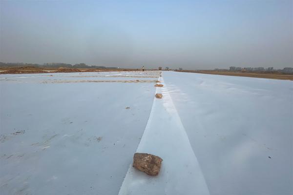 高強加筋土工布在高填方路基中的施工方法  第3張