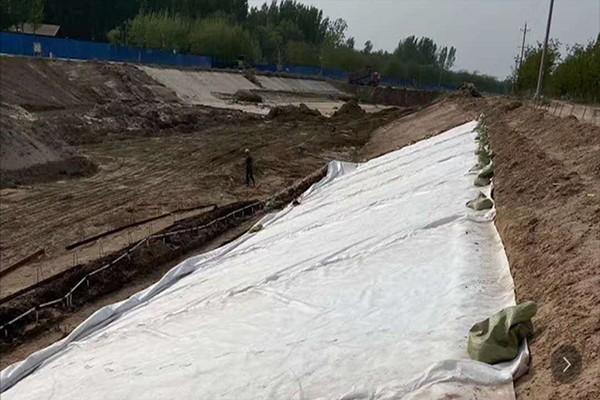 土工布短纖和長纖有什么區(qū)別?  第1張