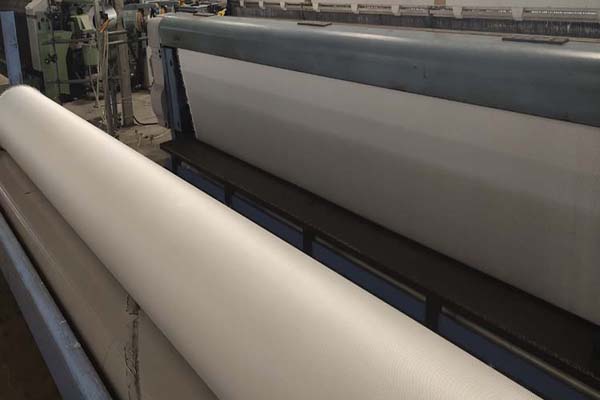 高強(qiáng)加筋土工布的損耗率是多少呢  第1張